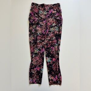 Lululemon Base Pace HR 23” Tights Multi Floral Size 6